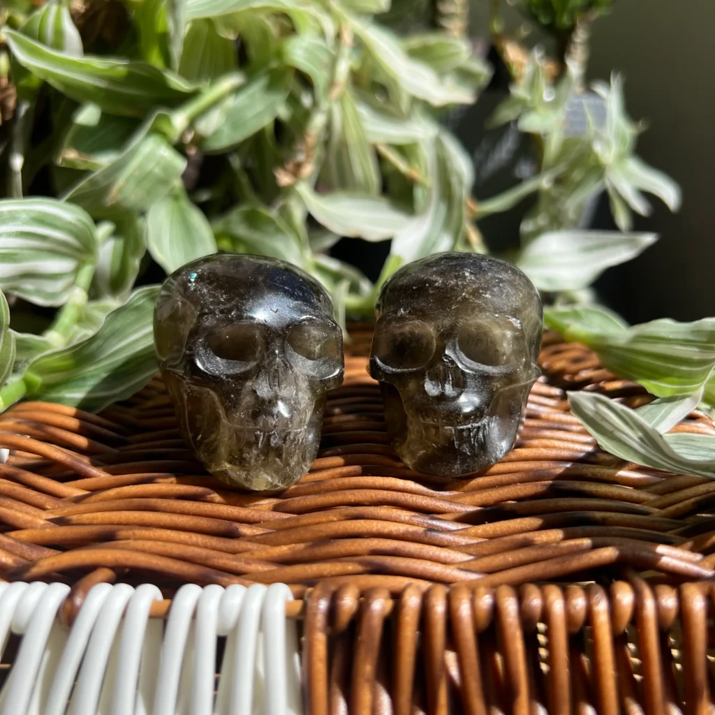 Calavera de Cuarzo Ahumado Natural