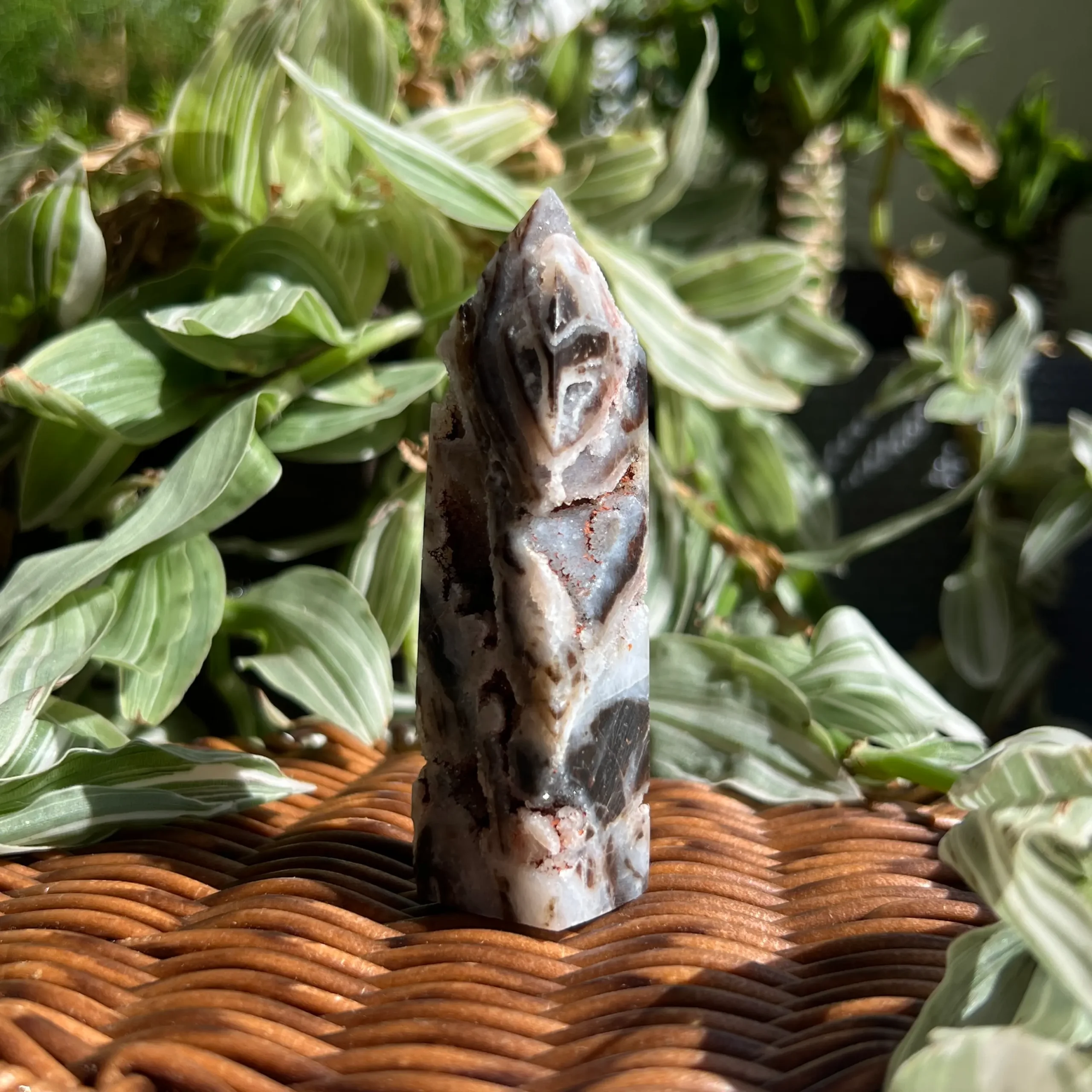 Torre de Ágata Blanca con Cristal Druzy
