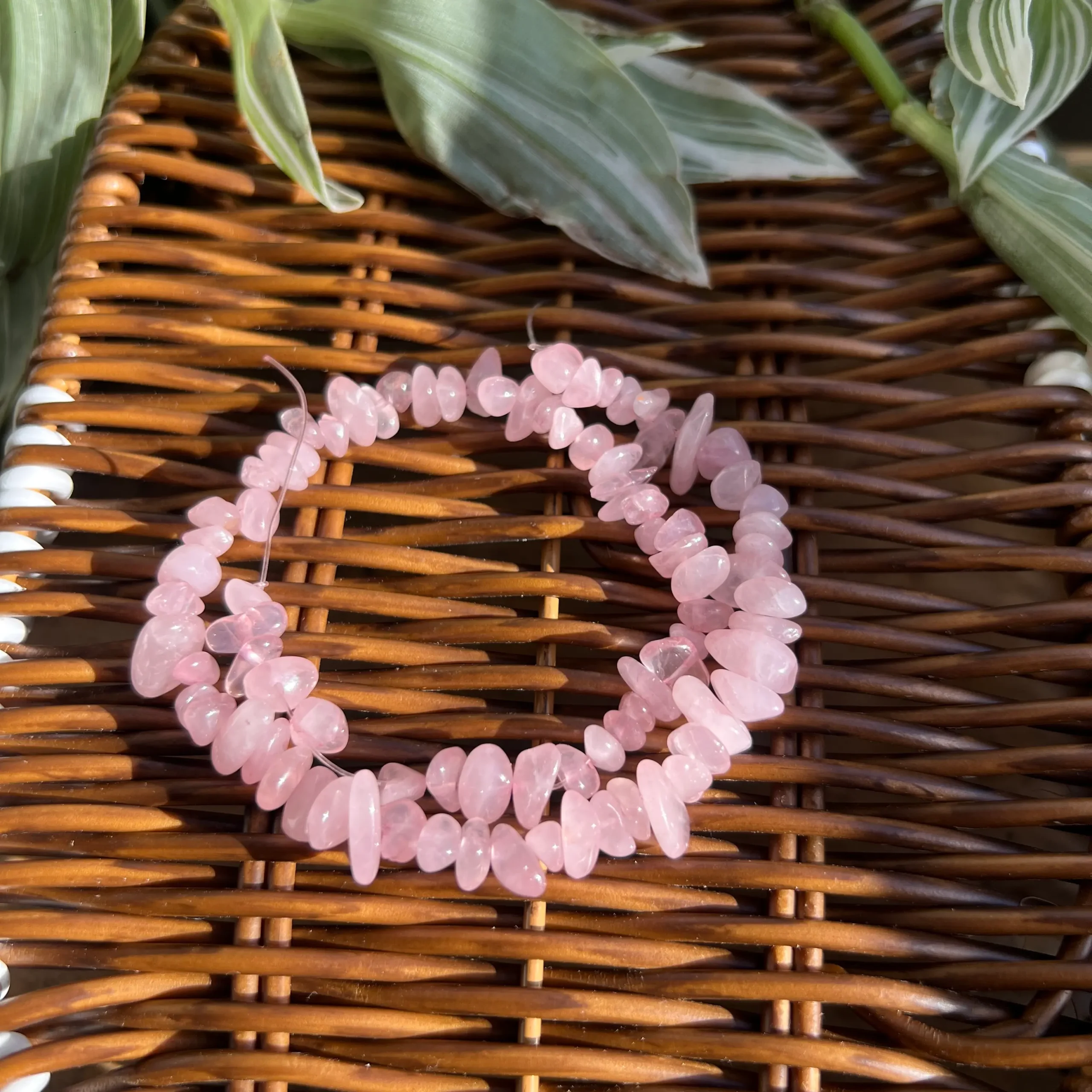 Cuentas Irregulares de Cuarzo Rosa | Piedra Natural para Pulseras DIY (39 cm)