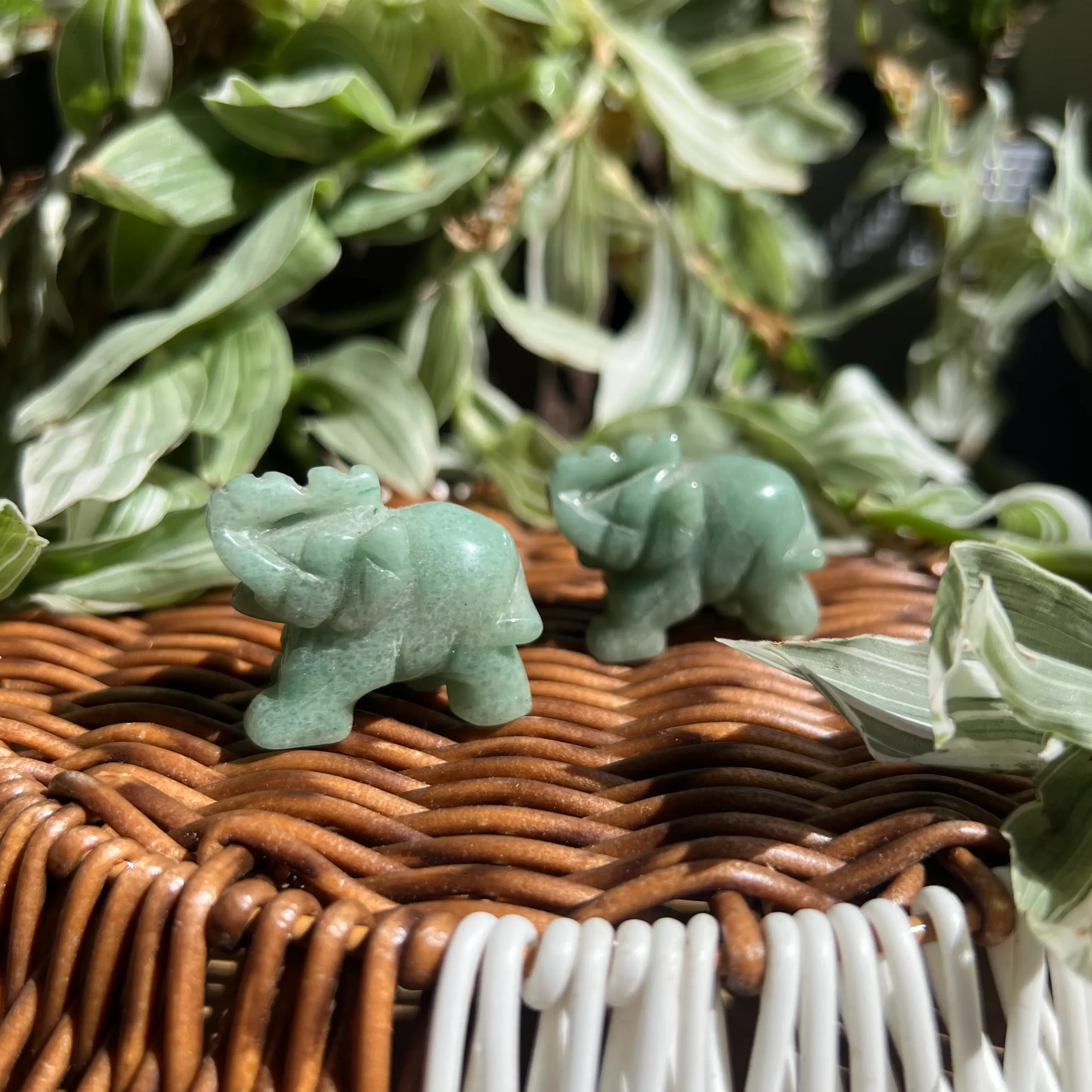 Estatua de Elefante de Jade Verde | Adorno Feng Shui y Piedra Curativa