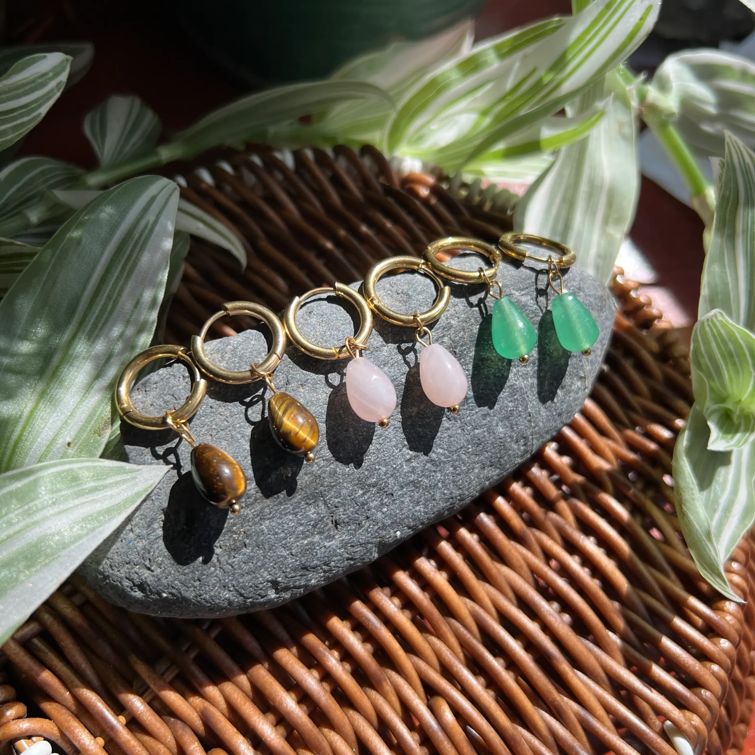 Pendientes colgantes gota piedra natural aro pequeño dorado