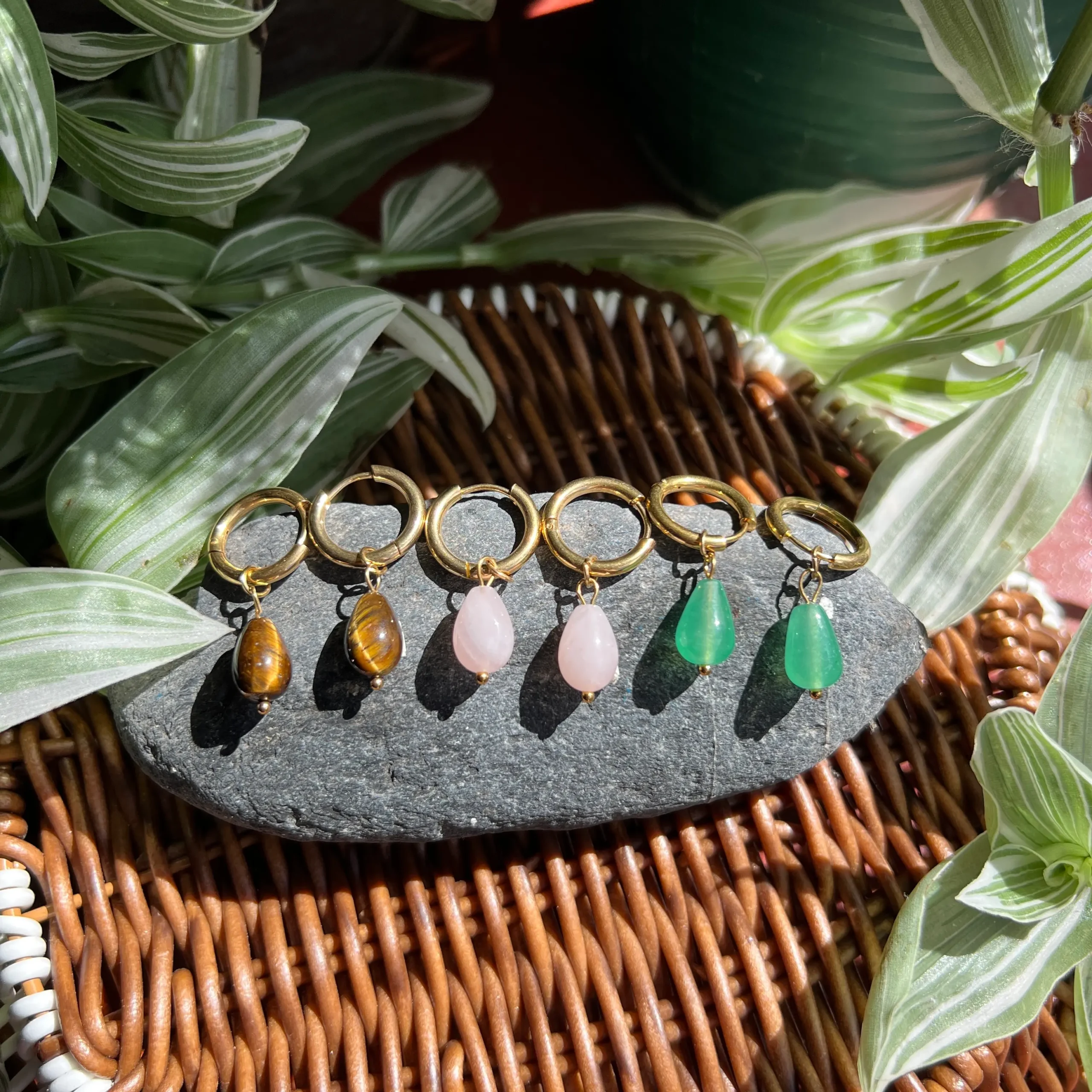 Pendientes colgantes gota piedra natural aro pequeño dorado